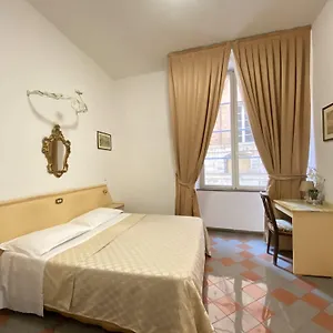 Piccolo Etruria 2*, Siena Italia